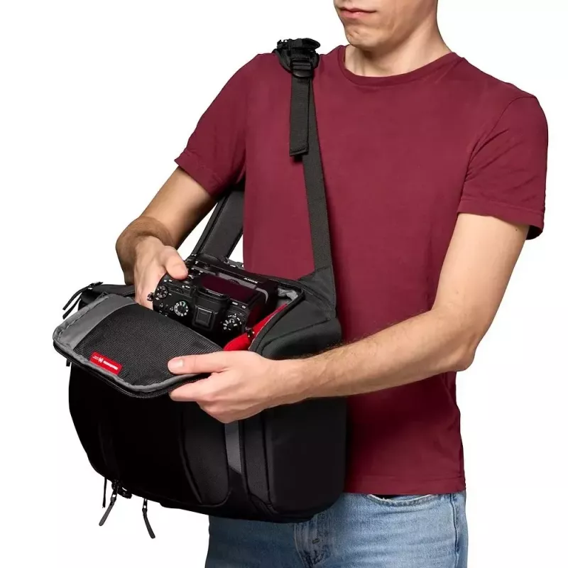 Manfrotto MB MA3-BP-FM reppu yleiskäyttöön musta