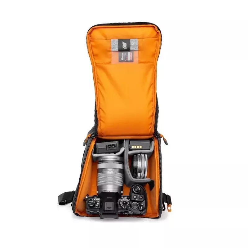 Kompakti kotelo Lowepro GearUp Creator Box M II musta harmaa