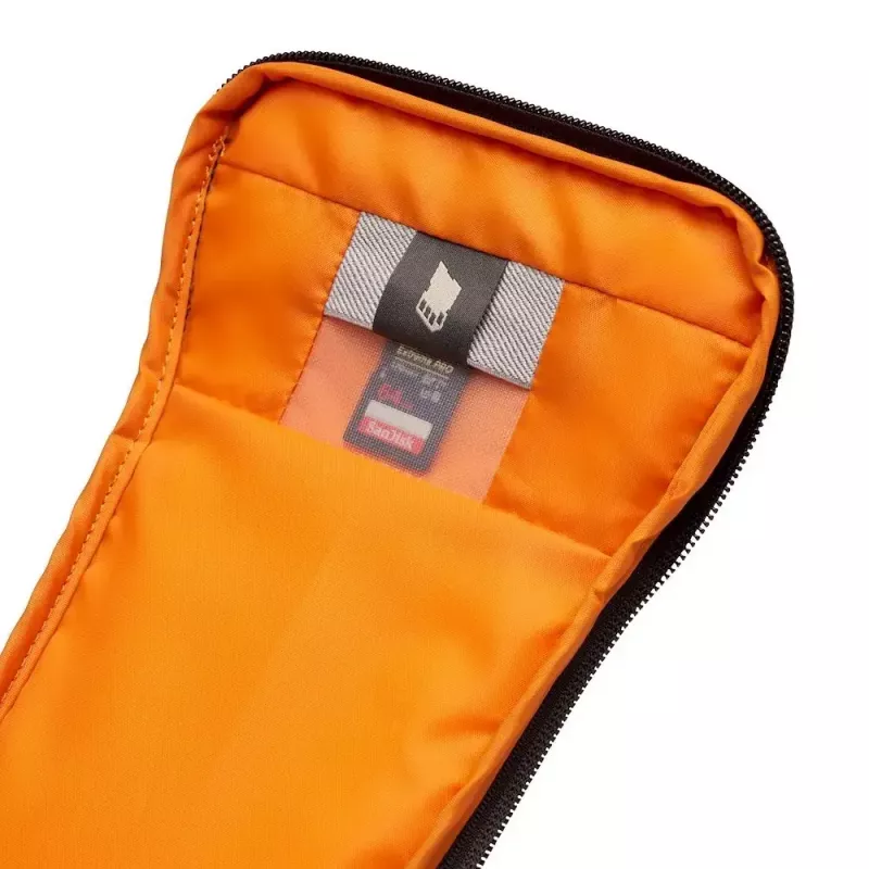 Kompakti kotelo Lowepro GearUp Creator Box M II musta harmaa