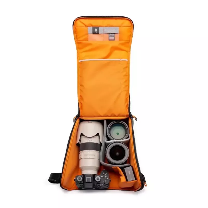Kompakti laukku Lowepro GearUp Creator Box XL II musta harmaa
