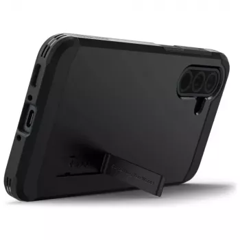 Spigen Tough Armor suojakotelo Samsung Galaxy A36 5G – kaksikerroksinen, musta