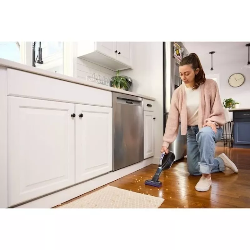 Black & Decker DVD320BP käsipölynimuri pussiton