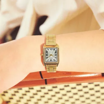 CASIO LTP-V007G-9BUDF naisten analoginen kello, kulta
