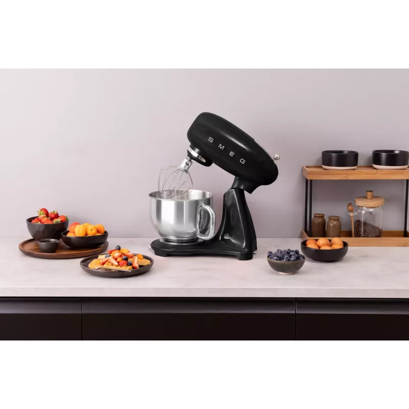 Smeg-keittiökone SMF05BLEU, 4,8 L, 1000 W, musta