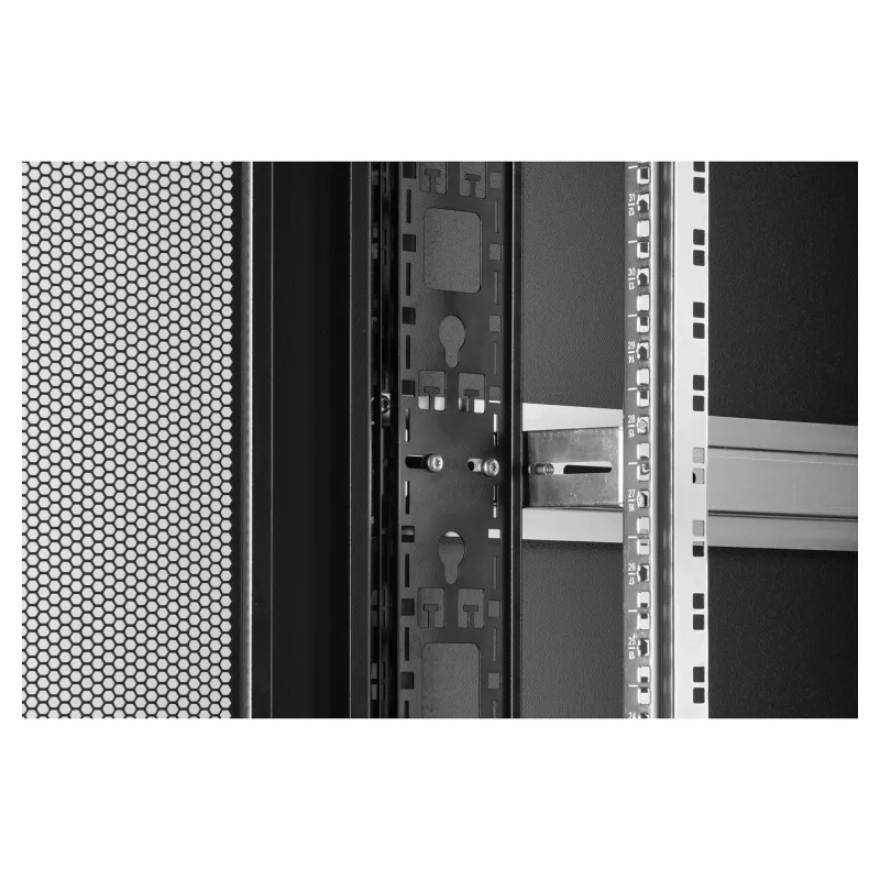 42HE palvelinkaappi Unique Server-N 2053x800x1200mm musta.