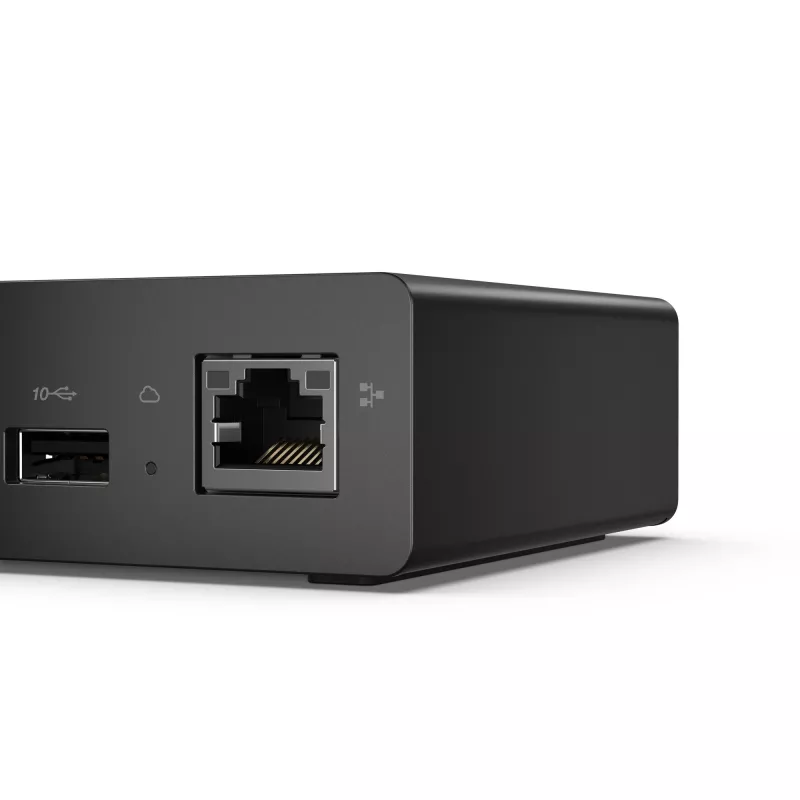 Lenovo ThinkPad USB4 Smart Dock 5500 135 W laturilla, johdollinen, musta