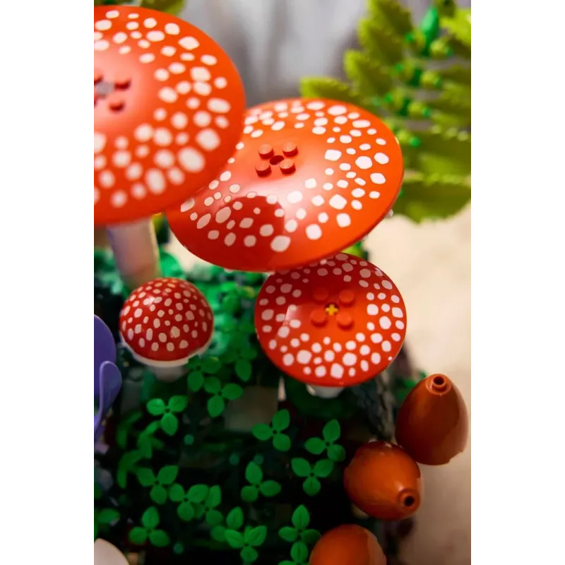 LEGO Botanicals 11505 Metsäsienet (806 osaa)