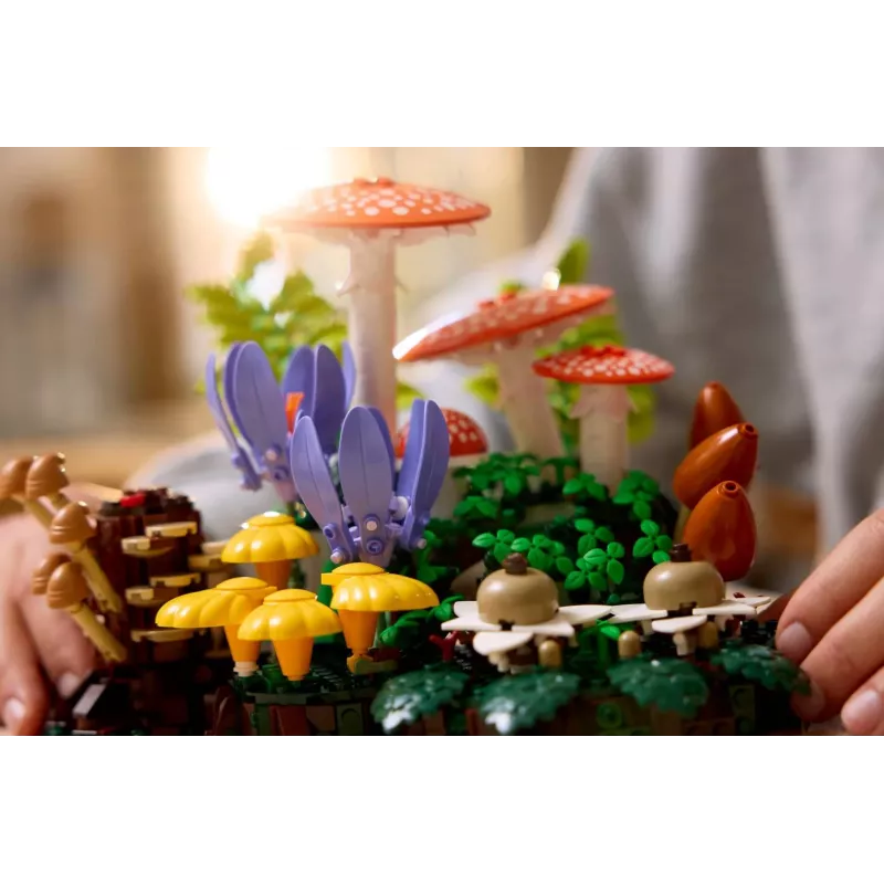 LEGO Botanicals 11505 Metsäsienet (806 osaa)