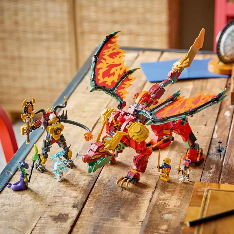 LEGO NINJAGO 71868 Wyldfyren muuntautuva lohikäärmemech (821 osaa)