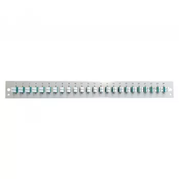 EFB Elektronik asennettu etulevy 24 x LC duplex -liittimellä OM3, musta
