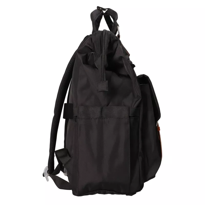 BLACK FOREST KM02 -matkareppu 40x30x15 cm + toilettilaukku musta