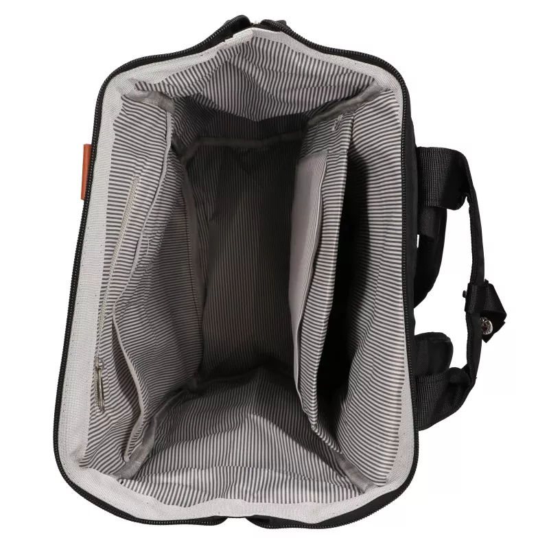 BLACK FOREST KM02 -matkareppu 40x30x15 cm + toilettilaukku musta