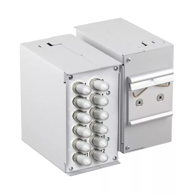EFB-Elektronik etupaneeli 6 x SC-simplex, LC-duplex, E2000 1,7 mm ruuvirei'illä