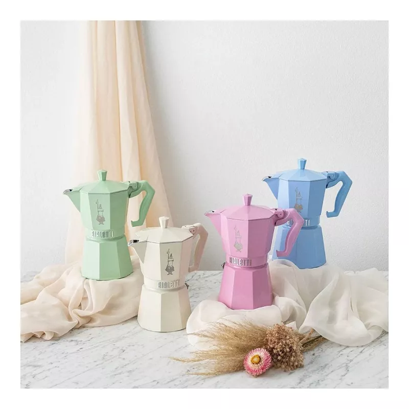 Bialetti MOKA EXCLUSIVE 3 kupin liesiespressokeitin vaaleansininen (9061)
