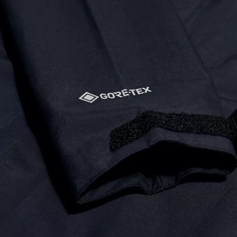 Berghaus Hillwalker Gore-Tex InterActive takki - naisten takki, koko S (musta)