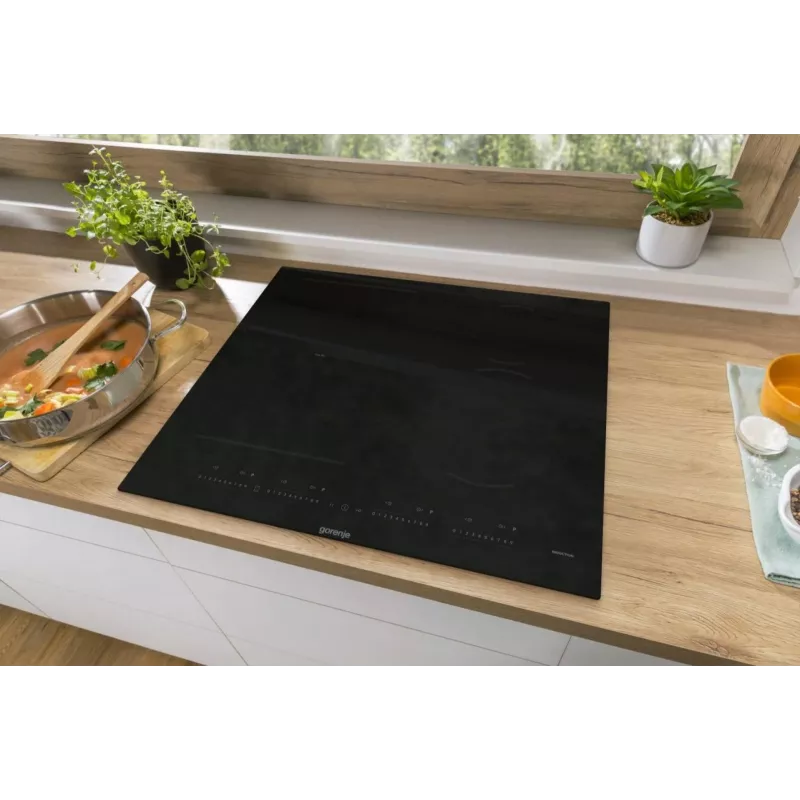 Gorenje induktioliesi GI6432BSC 60 cm musta PowerBoostilla, ajastimella, lapsilukolla