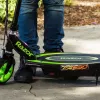 Razor Power Core E90 sähköpotkulauta - 16 km/h - musta/vihreä