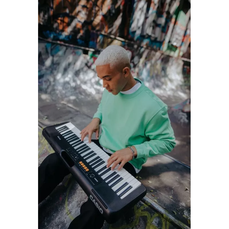 Casio CT-S100 digitaalipiano 61 kosketinta musta