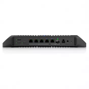 Ubiquiti UCG-Industrial yhdyskäytävä ja ohjain 1/2.5/10 Gbps