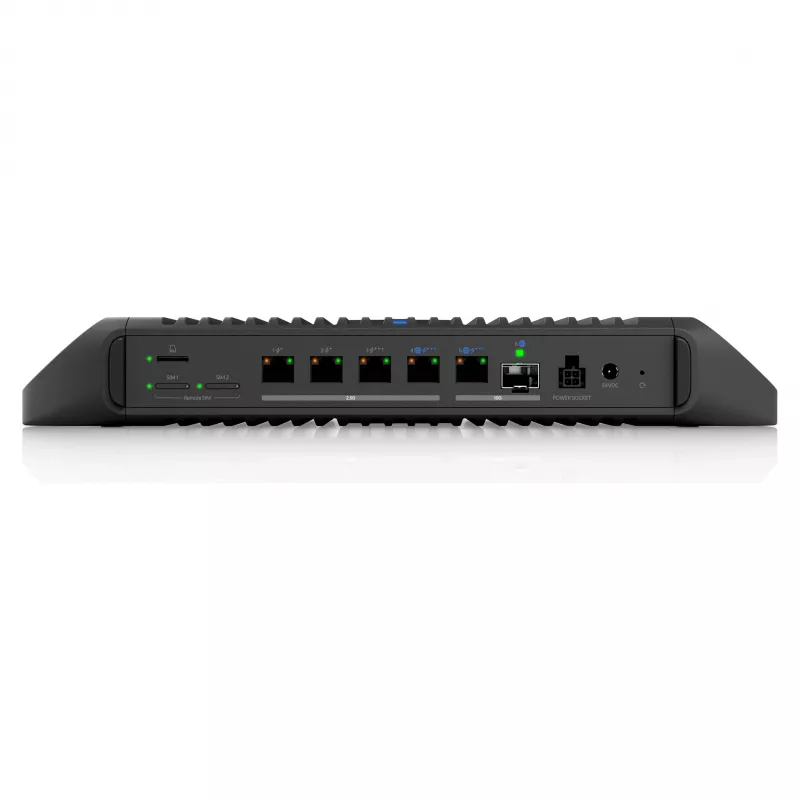 Ubiquiti UCG-Industrial yhdyskäytävä ja ohjain 1/2.5/10 Gbps