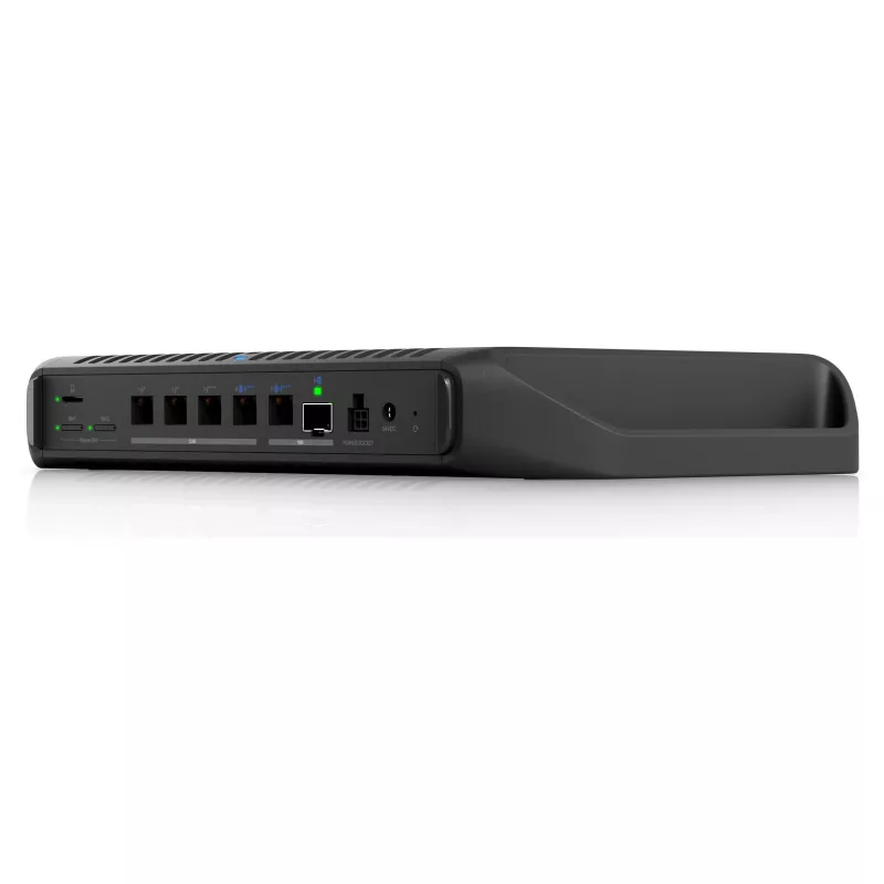 Ubiquiti UCG-Industrial yhdyskäytävä ja ohjain 1/2.5/10 Gbps