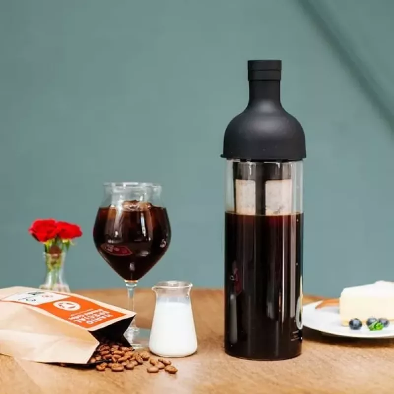 Hario Cold Brew -kahvipannu 750ml musta