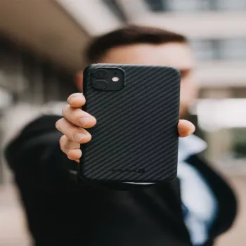 Evelatus Apple iPhone 11 Pro Premium Carbon kuori ECCI11 musta