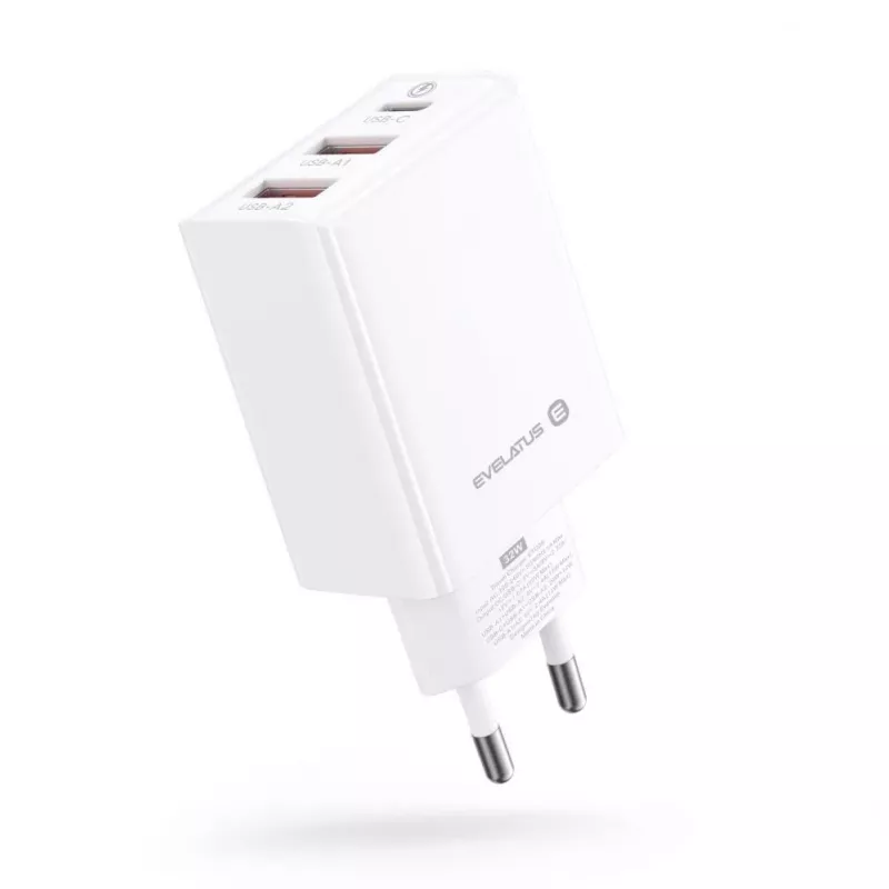 Evelatus ETC06 matkalaturi EU-seinä 3 porttia 32W USB-C / USB-A2 valkoinen