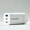 Evelatus 65W Max pikapikalaturi UK USB-C1/USB-C1/USB-A valkoinen