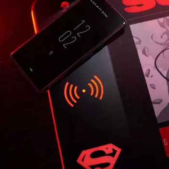 Numskull hiirimatto DC Comics Superman Wireless Charge 30x80 cm