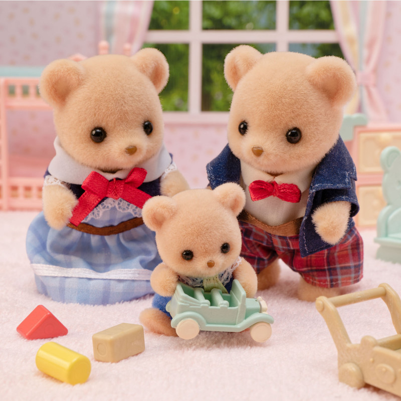 EPOCH Sylvanian Families Biscuit Bear perhe - 4 keräilyfiguuria