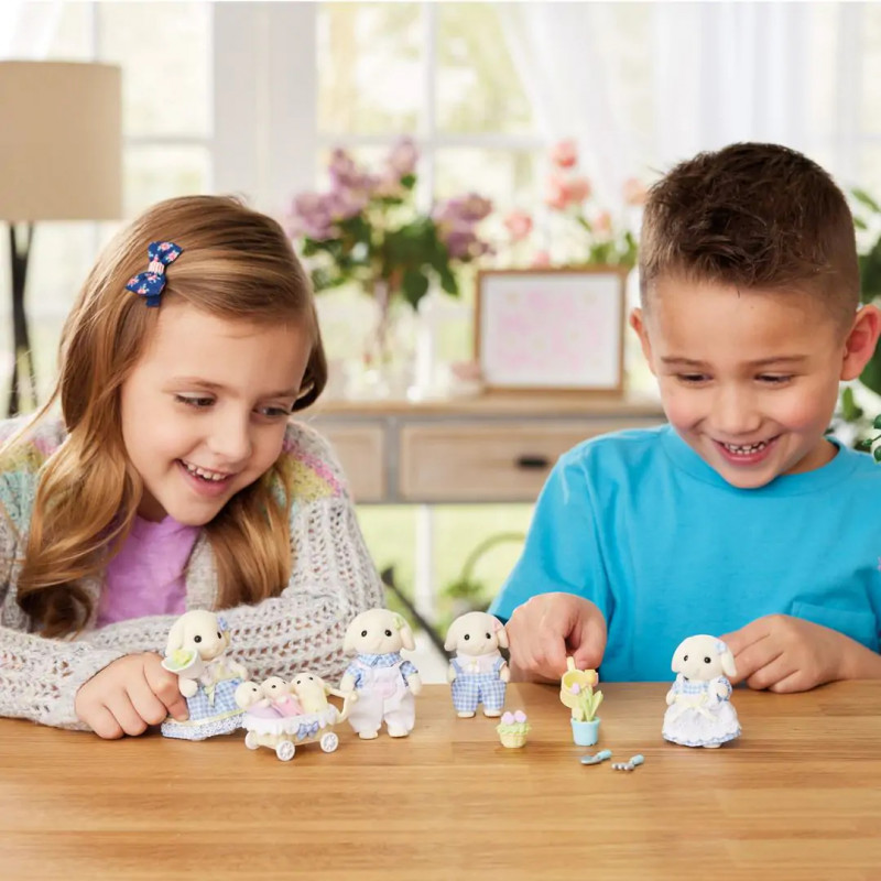 EPOCH Sylvanian Families - kukka- ja puutarhaleikkisarja hahmoilla