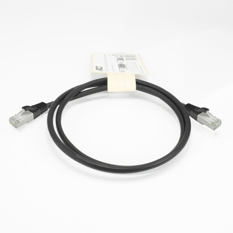 ACT musta 5 m LSZH U/FTP CAT8 Datacenter Slimline -patchkaapeli, snagless RJ45 (FB8105)