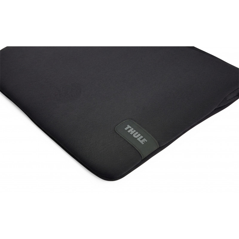 Thule TKSM114 14 tuuman suojakotelo, musta (3205653)