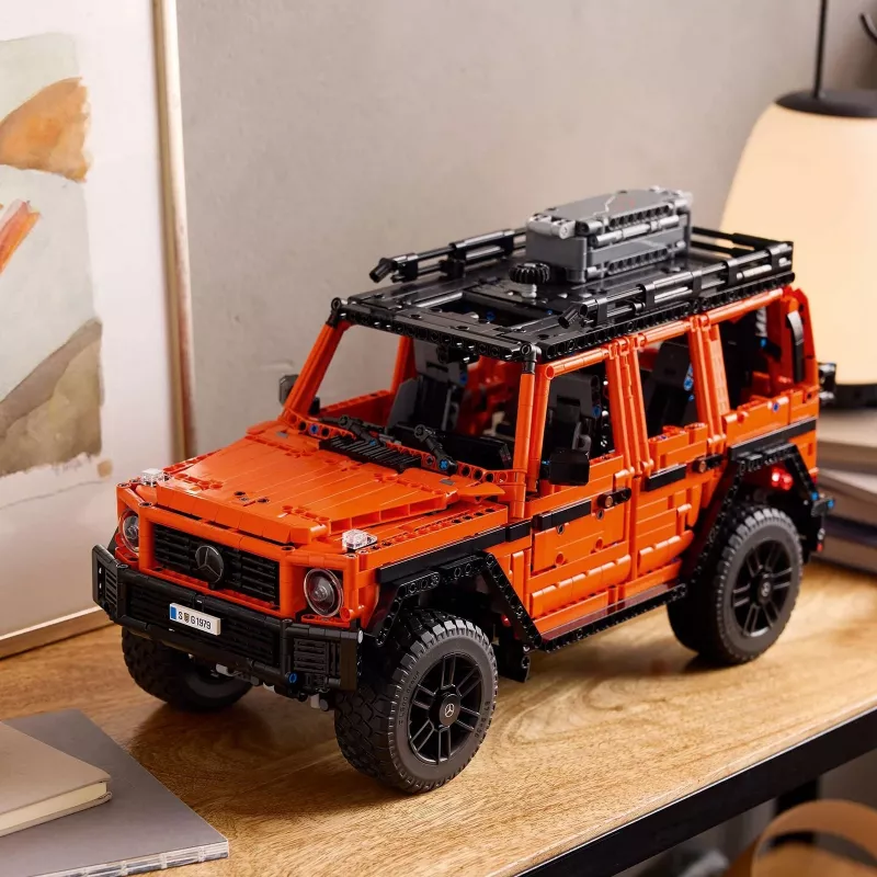 LEGO Technic Mercedes-Benz G 500 PROFESSIONAL Line setti 42177