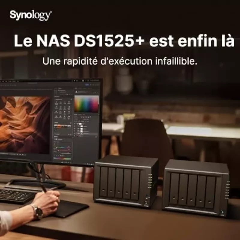 Synology DiskStation DS1525+ NAS-tallennuspalvelin Ryzen Embedded V1500B 8 GB DDR4 0 TB musta