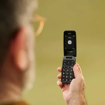 Panasonic KX-TU410EXB matkapuhelin simpukkamalli musta