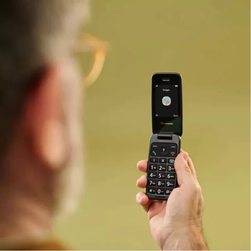Panasonic KX-TU410EXB matkapuhelin simpukkamalli musta