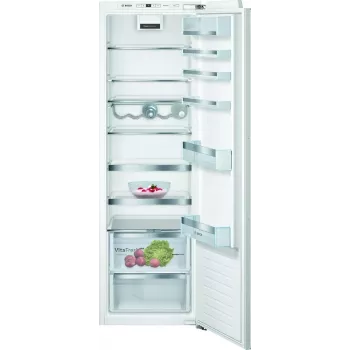 Bosch KIR81AFE0 kalusteisiin asennettava jääkaappi VitaFresh Plus -toiminnolla, 319L, energialuokka E