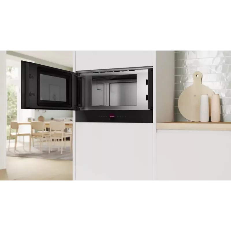 Bosch BFL9221B1 kalusteisiin asennettava mikroaaltouuni 20L 800W musta