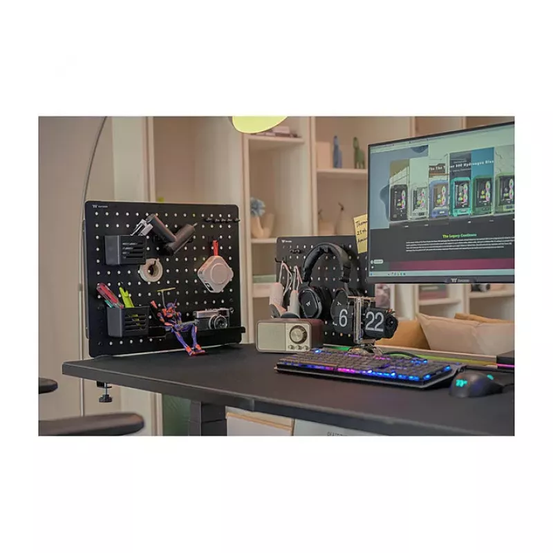Thermaltake pelipöydän rei'itetty paneeli Large Black