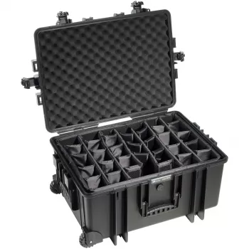 B&W Outdoor Case Type 6800 kova kotelo jakojärjestelmällä, musta