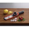 Joseph Joseph Handi-Grate 2-in-1 mini raastin & viipalointileikkuri - oranssi - ruostumaton teräs