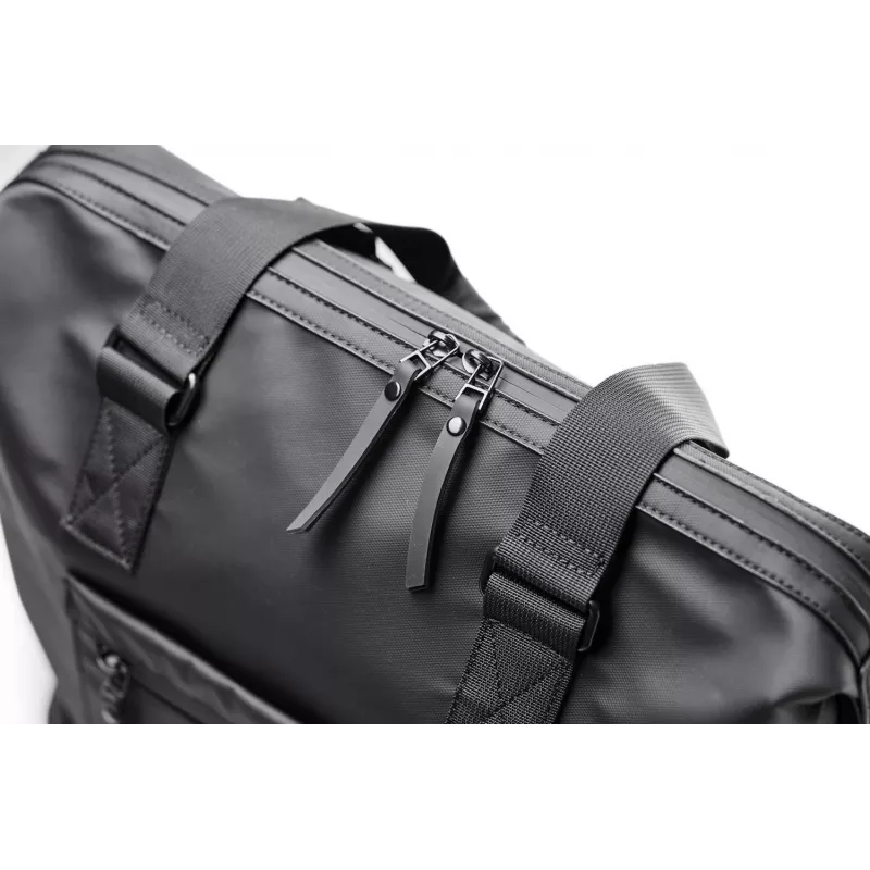 Trunk Travel -olkalaukku (musta)