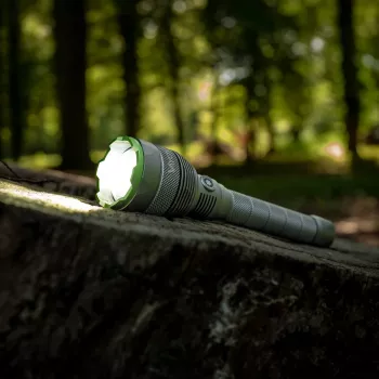 VAYOX VA0254 Pro Series taktinen taskulamppu 10 000 lm ladattava