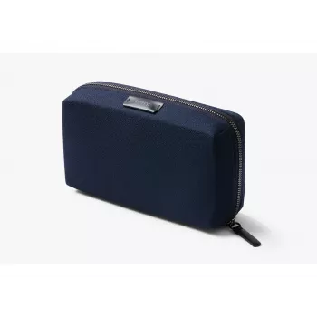 Bellroy Tech Kit - mobiilitarvikkeiden järjestäjä (navy)