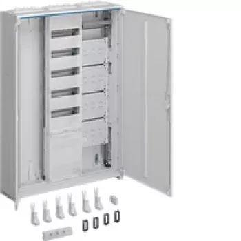 Hager kokonaiskaappi VF-5rh/APZ/Multimedia universZ 1100