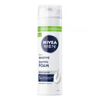 NIVEA MEN Sensitive parranajovaahdot 200 ml