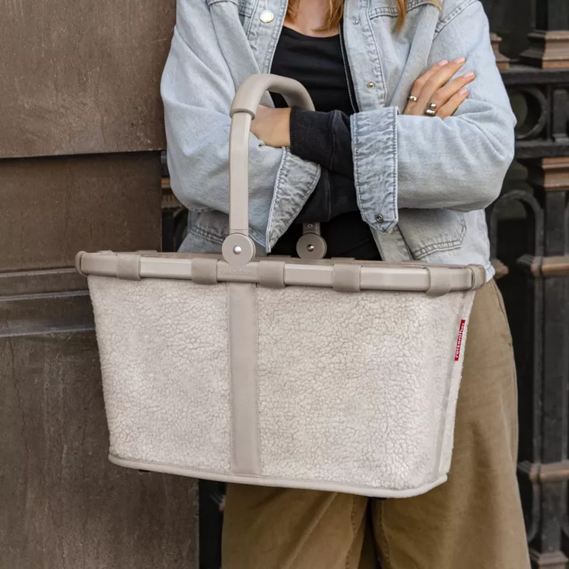 Reisenthel Carrybag Teddy Sand (BK1042) - ostoskori, 22L, kierrätetty polyesteri