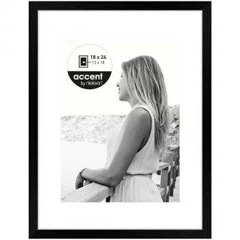 Nielsen Design Aura Black 18x24 -puinen valokuvakehys passepartoutilla 1134000